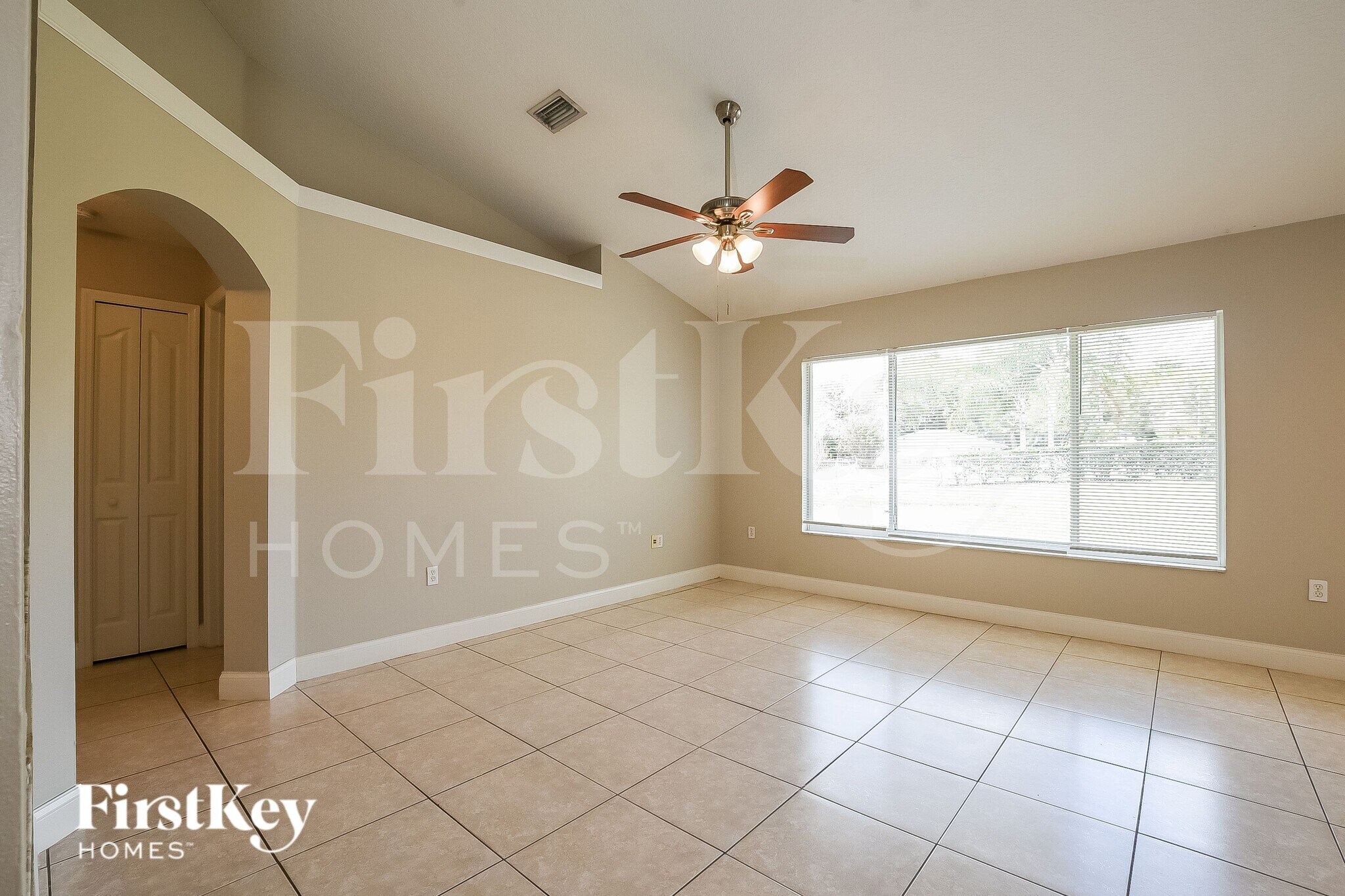 Building Photo - 140 Sunrise Blvd