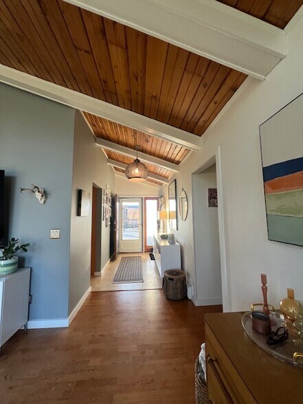 Building Photo - 2125 Dahl Ln
