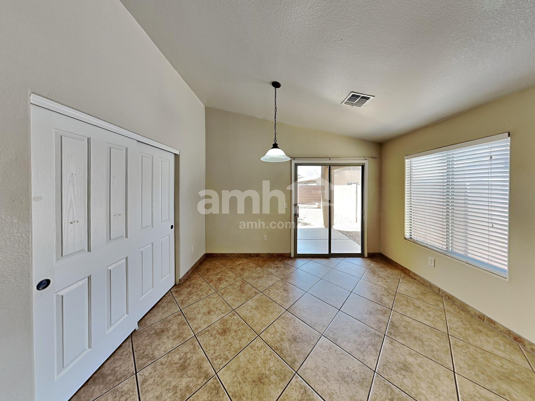 Building Photo - 6380 E Butte Stone Dr