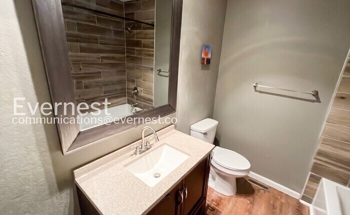 Building Photo - 3308 Roadrunner Trail