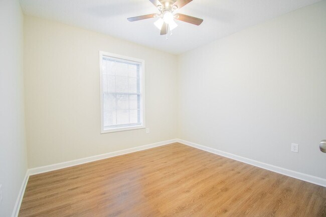 Building Photo - Renovated 3BR/2B home in 38134