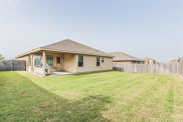 Building Photo - 405 Calder Ln