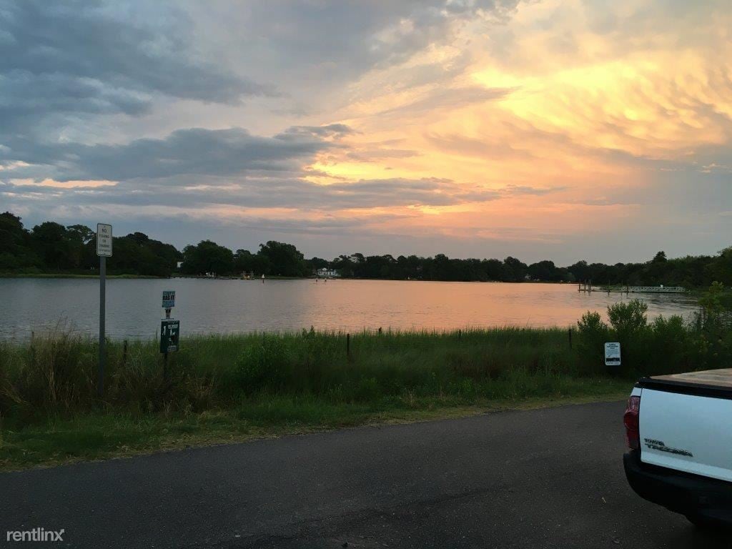 1 Br 1 Bath 4plex 37 Beach Ave 37 Beach Ave Norfolk Va Apartment Finder 1 Br 1 Bath 4plex 37 Beach Ave 37 Beach Ave Norfolk Va Apartment Finder