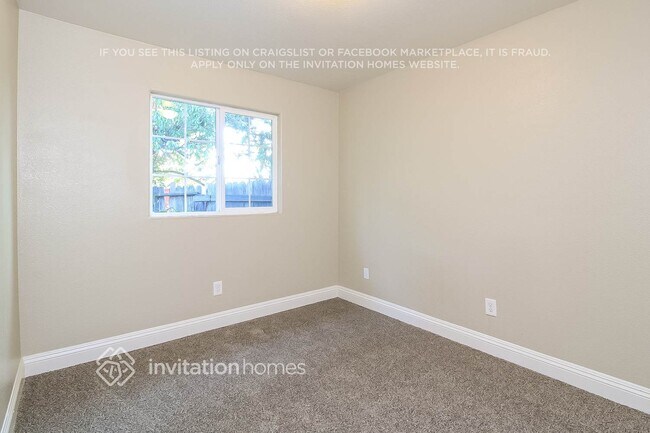 Building Photo - 4430 Bollenbacher Ave