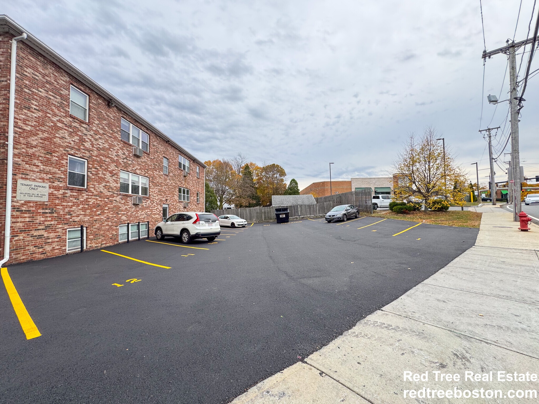 Building Photo - 11 Hodges Ave