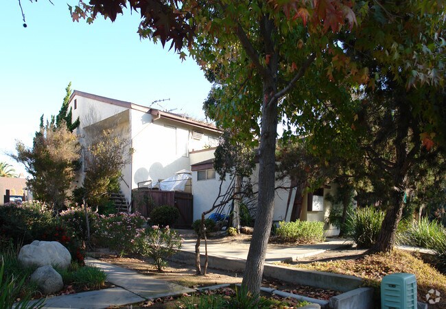 Primary Photo - 8802 Mira Mesa Blvd