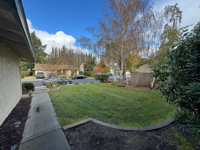 Building Photo - Coming Soon - Beautifully remodeled 5 bed/ 2.5 bath with huge backyard