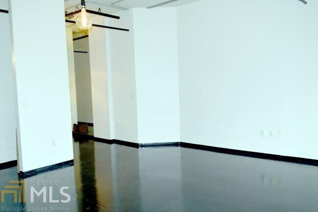 Building Photo - 120 Ralph McGill Blvd NE