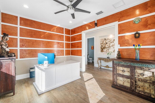 Building Photo - 351 E Boca Raton Rd