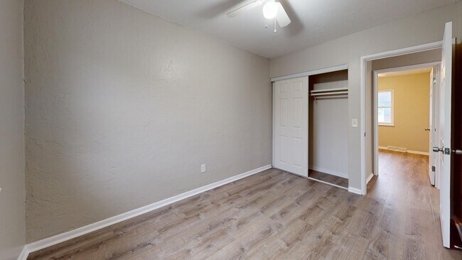 Building Photo - 630 Abbe Rd S