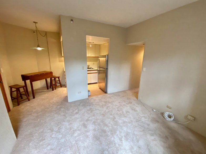 Building Photo - 5333 Likini St