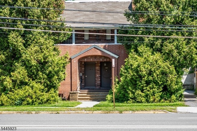 Building Photo - 63 Bloomfield Ave
