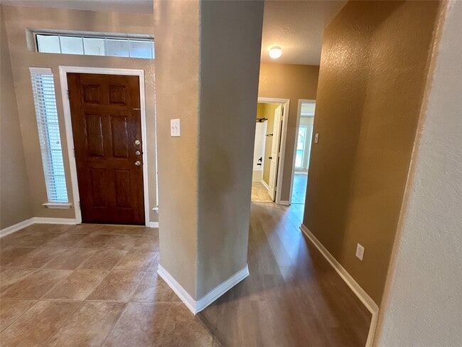 Building Photo - 14734 Harvest Chase Ct