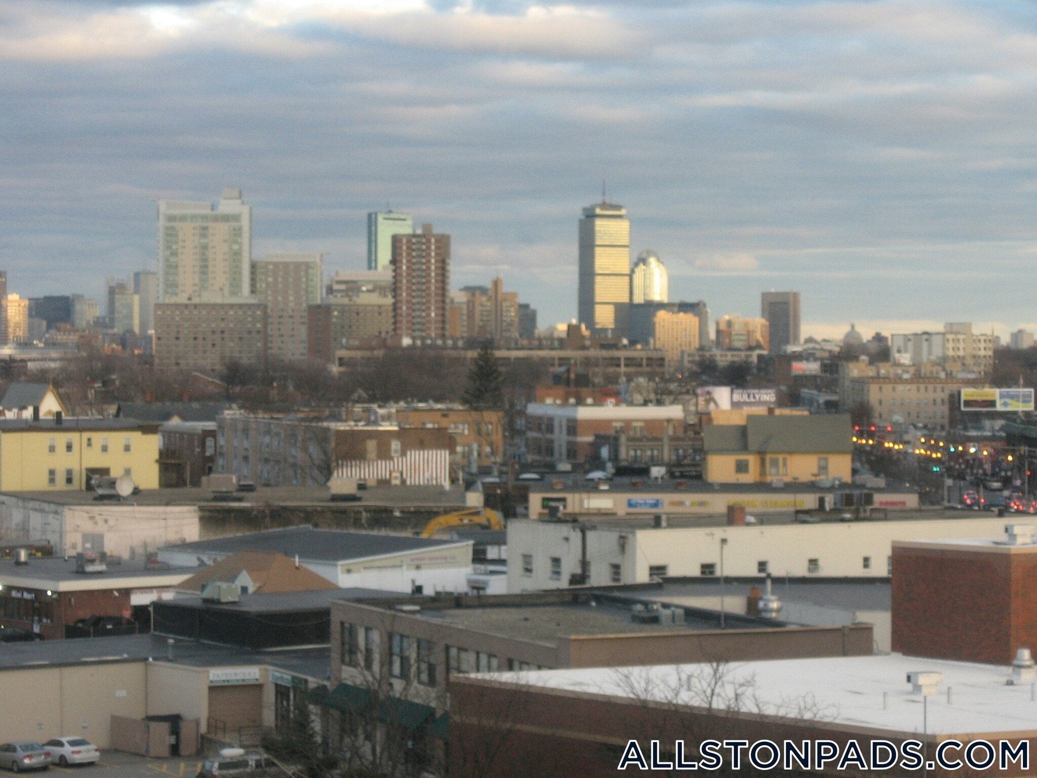 Building Photo - 15 N Beacon St