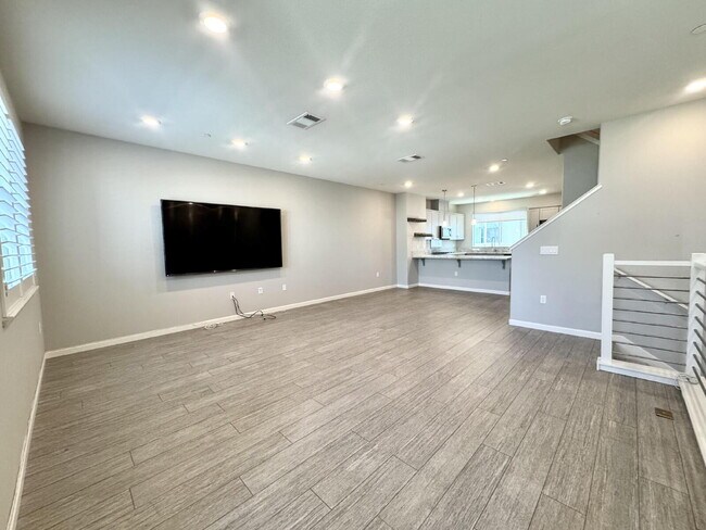 Building Photo - 202 Agustin Narvaez St