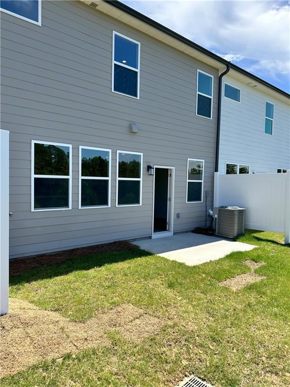 Building Photo - 731 Pt Pl Dr