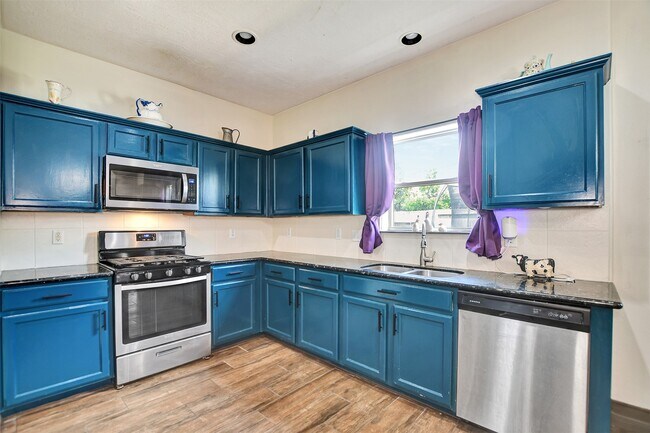 Building Photo - 6706 Lindale Manor Ct