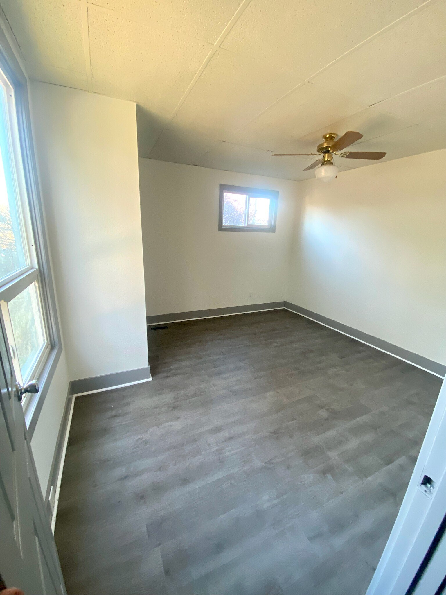 Second Bedroom - 2502 E Hartson Ave