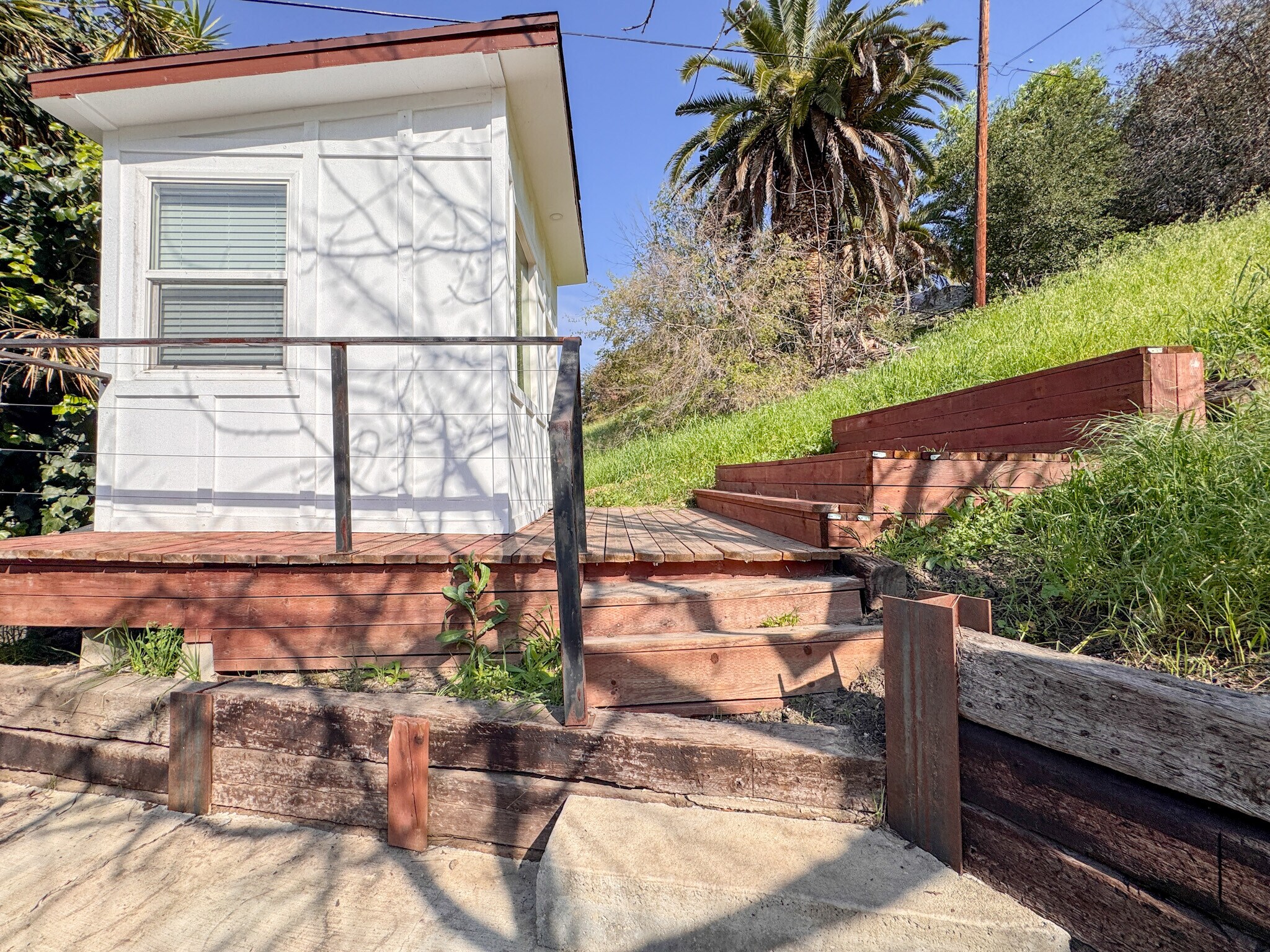 Building Photo - 3654 Harriman Ave