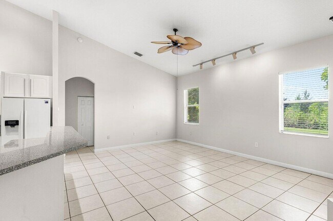 Building Photo - 12208 75th Ln N