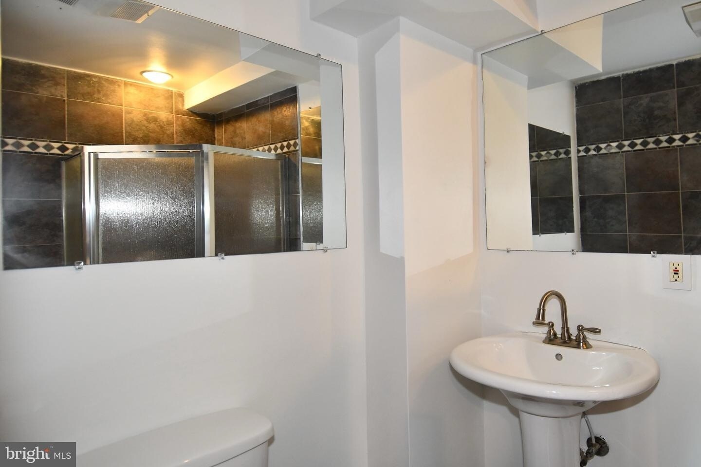 Building Photo - 12415 Braxfield Ct