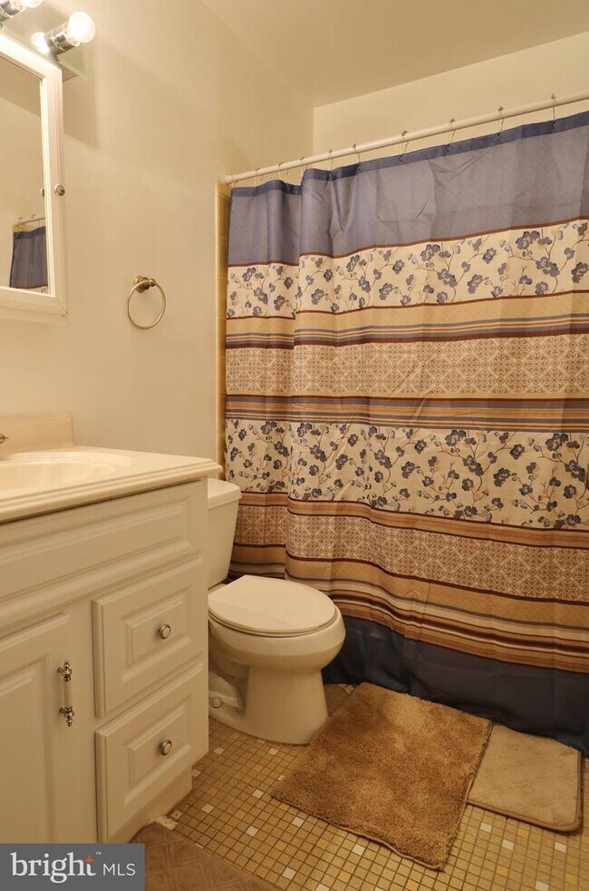 Building Photo - 6061 Dawn Dr