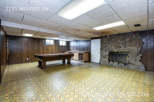 Building Photo - 2231 Moffett Dr