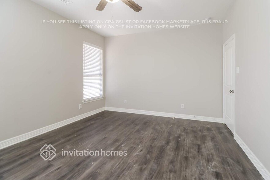Building Photo - 17209 Panorama Dr
