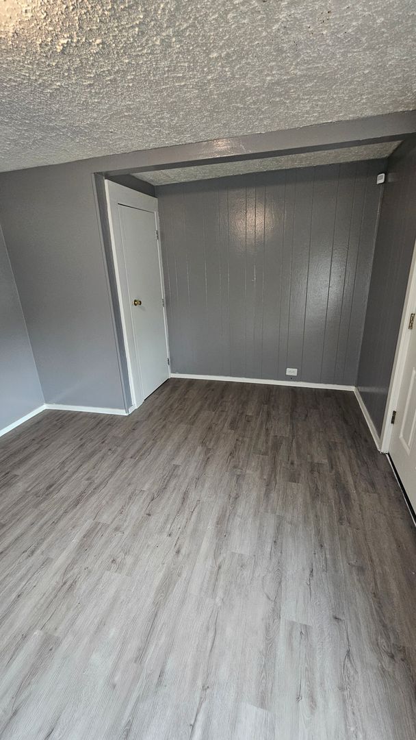 Building Photo - Cute 2-bed house,  Pet Friendly, Central location!