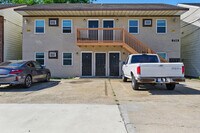 Building Photo - 711 Easy St
