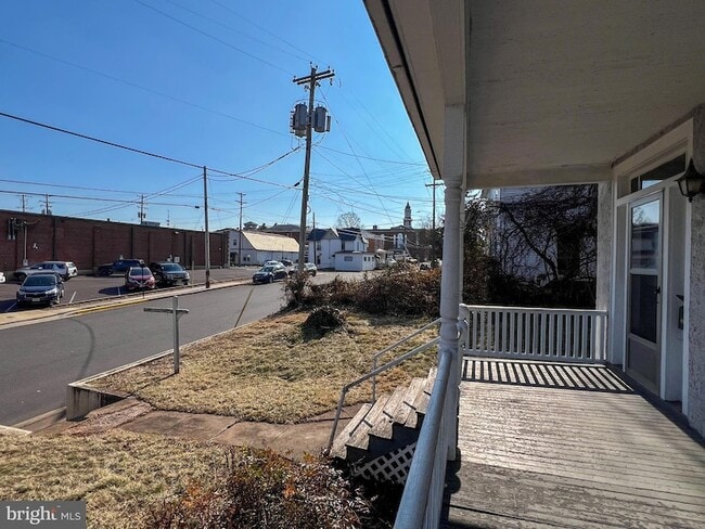 Building Photo - 314 West St