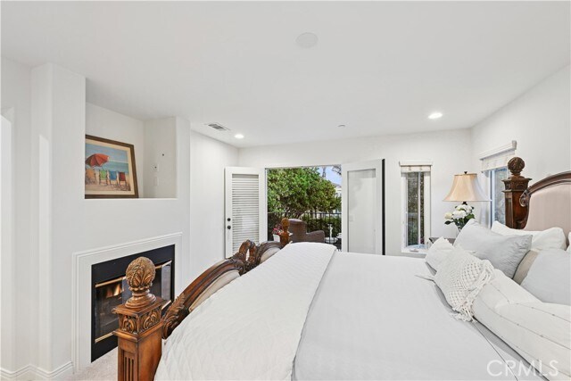 Building Photo - 5032 Amalfi Way