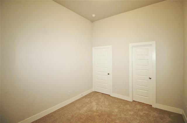 Building Photo - 1665 Sheldon Dr