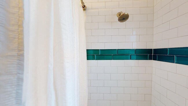 Building Photo - 2101 New York Ave SW