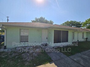 Building Photo - 1826 Lake Mariam Dr