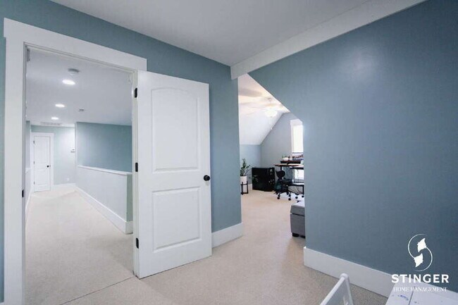 Building Photo - 54 Gadwall Dr W