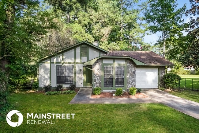 Building Photo - 8495 N Pond Dr