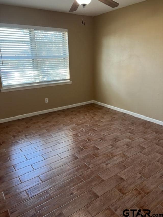 Building Photo - 308 Hanks St