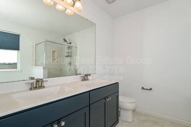 Building Photo - 608 Highland Pr Dr