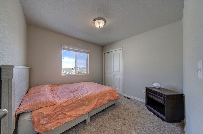 Building Photo - 11140 Feliz Wy