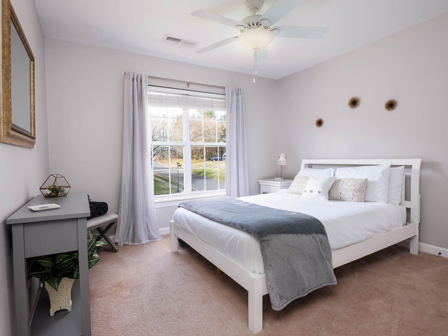 Building Photo - 10245 Rougemont Ln