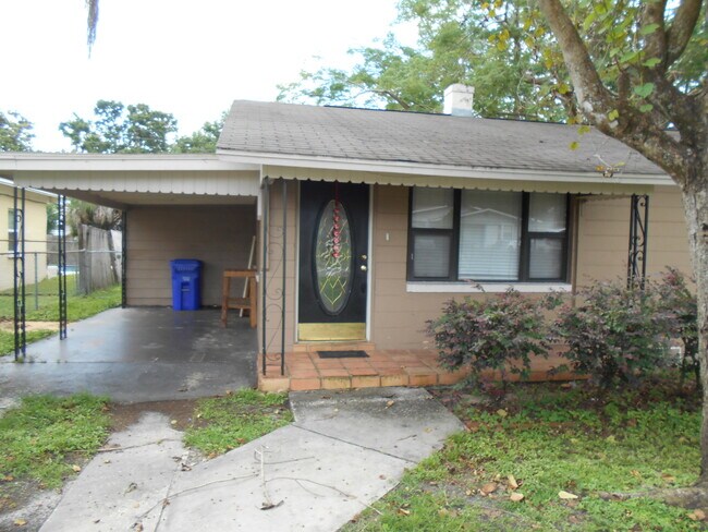 Primary Photo - Central Lakeland - Three Bedroom One Bath