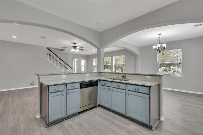 Building Photo - 12942 Iris Garden Ln