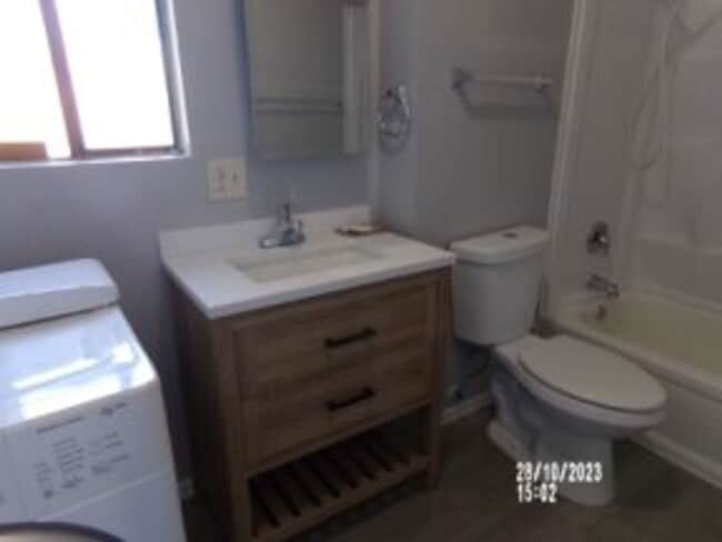 Building Photo - 3bd 1ba W/Garage