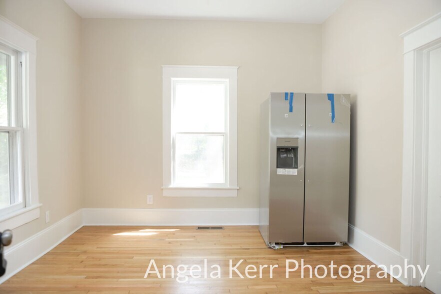 Building Photo - 630 Joyner St