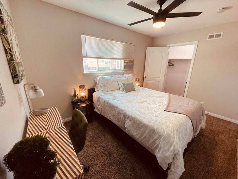 Building Photo - 514 Luna Dr