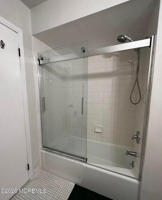 Building Photo - 1 Scenic Dr