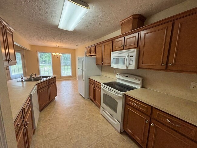 Building Photo - Weather Stone Subdivision!!