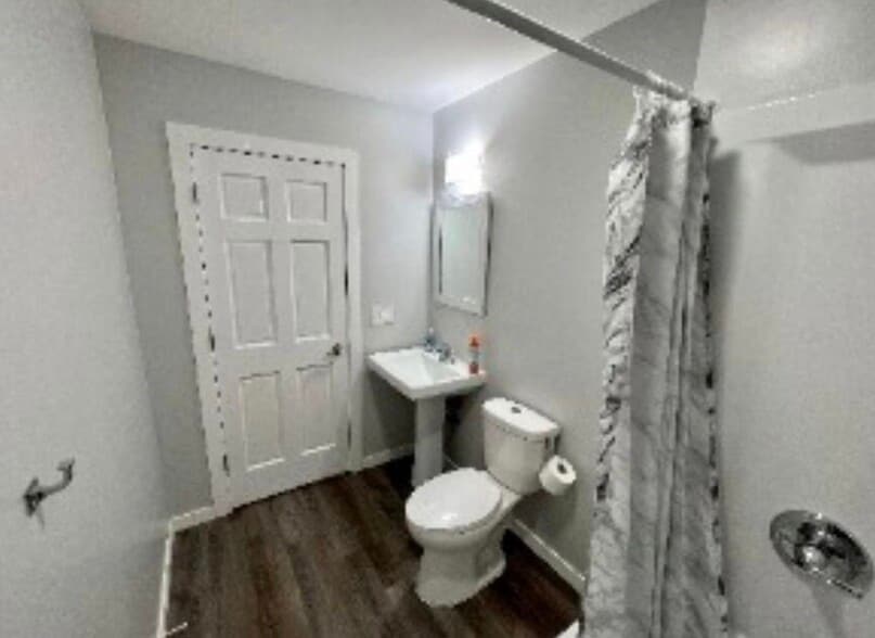 Building Photo - 367 Margaret Ann Dr