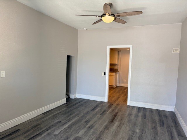 Bedroom - 512 S Belle Ave